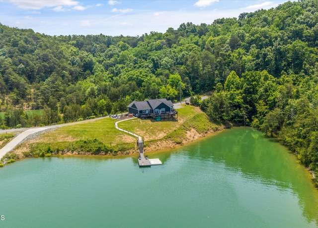 Property at 3558 Bohanan Top Rd, Sevierville, TN 37876, 3 beds, 2.5 baths