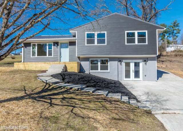 Property at 215 Hilltop Rd, Lafollette, TN 37766, 3 beds, 2.5 baths