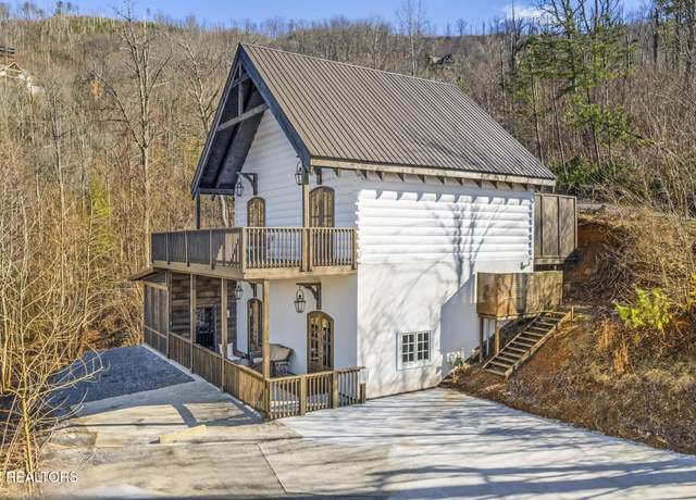 Property at 225 Chimney Tops Way, Gatlinburg, TN 37738, 2 beds, 2 baths