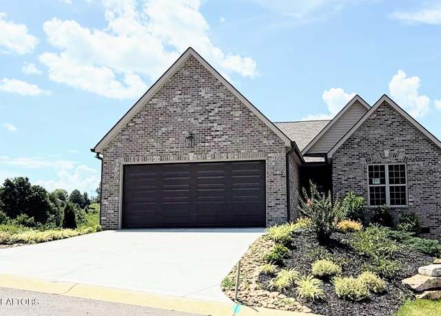 Property at 2275 Boulder Crest Ln, Sevierville, TN 37876, 3 beds, 2 baths