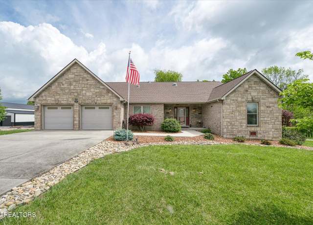 Property at 459 Woodgate Dr, Crossville, TN 38571, 3 beds, 3 baths