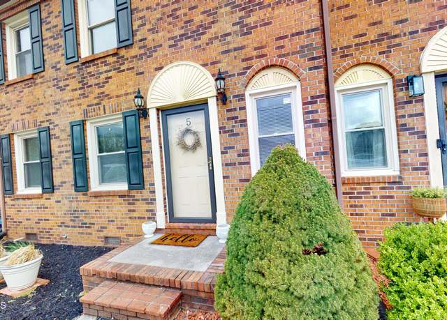 Property at 103 Mayfield Dr, Elizabethton, TN 37643, 3 beds, 2 baths