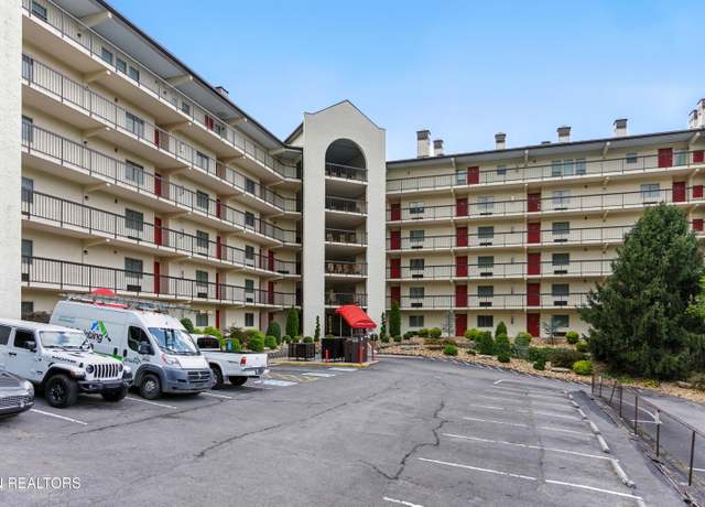 Property at 102 Baskins Crk #207, Gatlinburg, TN 37738, 2 beds, 2 baths
