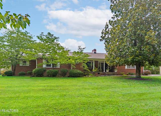 Property at 4222 Tazewell Pike, Knoxville, TN 37918, 3 beds, 3 baths