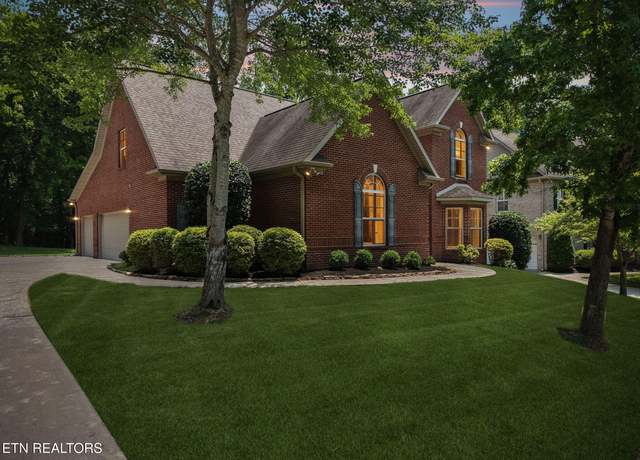 Property at 926 Andover View Ln, Knoxville, TN 37922, 4 beds, 3.5 baths