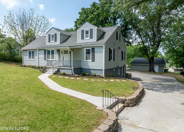 Property at 2208 Sanderson Rd, Knoxville, TN 37921, 5 beds, 4 baths