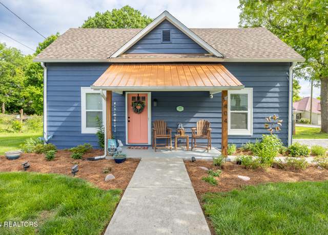 Property at 404 Maple St, Sweetwater, TN 37874, 2 beds, 2 baths