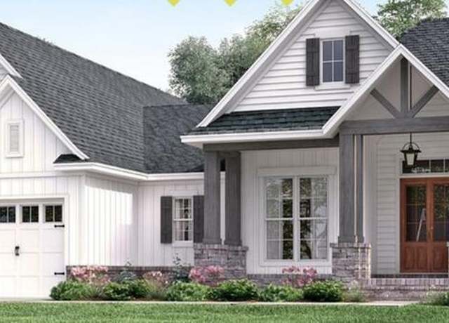Property at 327 Shadows Lawn Dr, Athens, TN 37303, 3 beds, 2 baths
