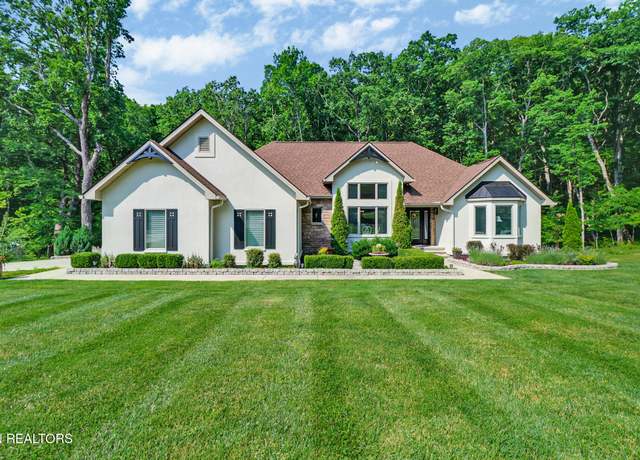 Property at 40 Kingsley Ct, Crossville, TN 38558, 4 beds, 2.5 baths