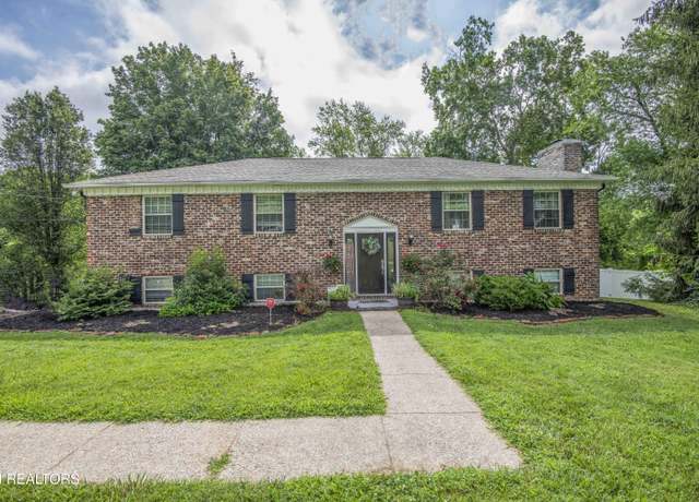 Property at 1104 Remington Rd, Knoxville, TN 37923, 5 beds, 3 baths