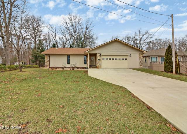 Property at 12 Black Oak Cir, Crossville, TN 38558, 3 beds, 2 baths