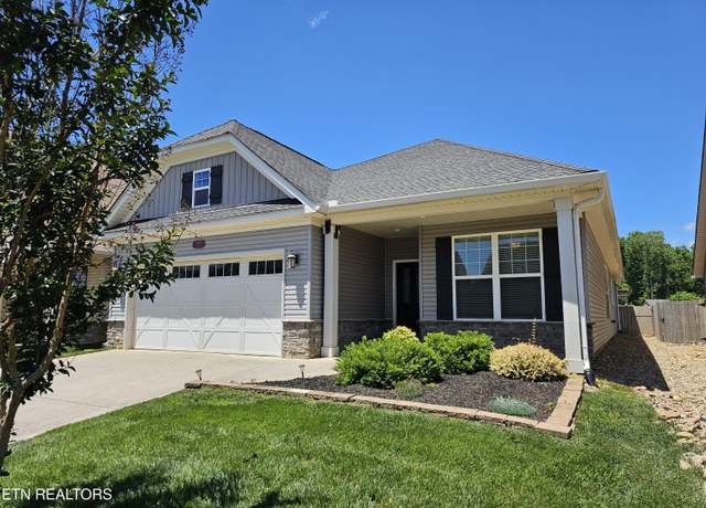Property at 12055 Woodhollow Ln, Knoxville, TN 37932, 3 beds, 2 baths