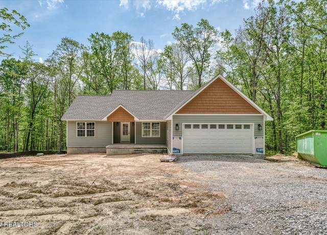 Property at 528 St George Dr, Crossville, TN 38558, 3 beds, 2 baths