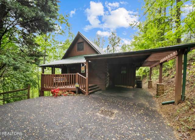 Property at 1732 Ridgecrest Dr, Sevierville, TN 37876, 1 bed, 1.5 baths