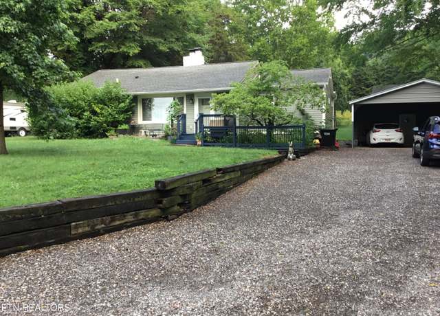 Property at 7835 Boss Rd, Knoxville, TN 37931, 3 beds, 2 baths