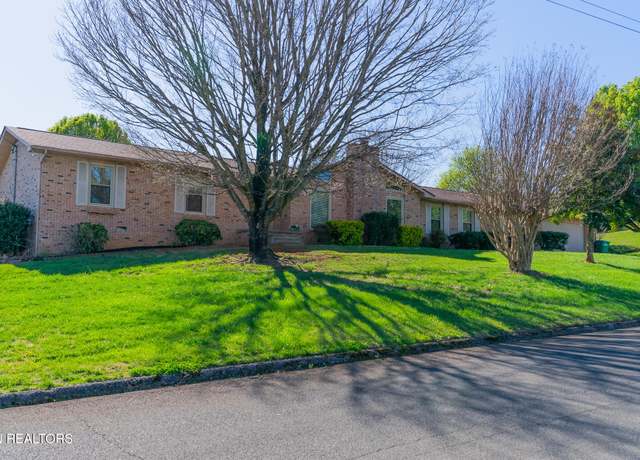 Property at 519 Scenic View Dr, Seymour, TN 37865, 4 beds, 3 baths