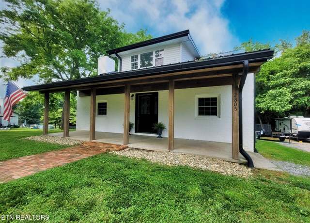 Property at 2805 Mint Rd, Maryville, TN 37803, 3 beds, 2 baths