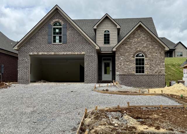 Property at 2121 Mission Hill Ln, Knoxville, TN 37932, 4 beds, 3 baths
