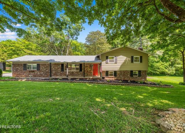 Property at 313 Hardwicke Dr, Knoxville, TN 37923, 4 beds, 3 baths