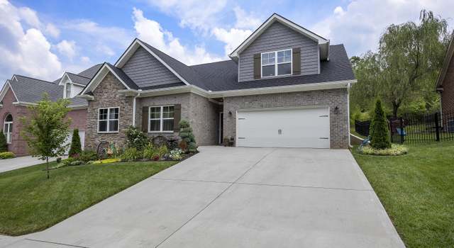 Photo of 1053 Green Meadow Ln, Lenoir City, TN 37771
