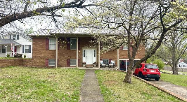 Photo of 908 Freemason St, Knoxville, TN 37917