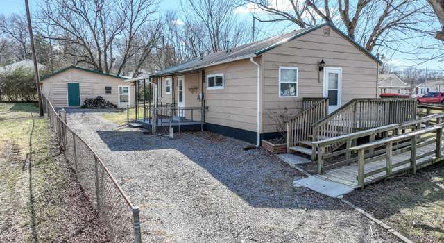 Photo of 816 Gilbert Ave, Maryville, TN 37804