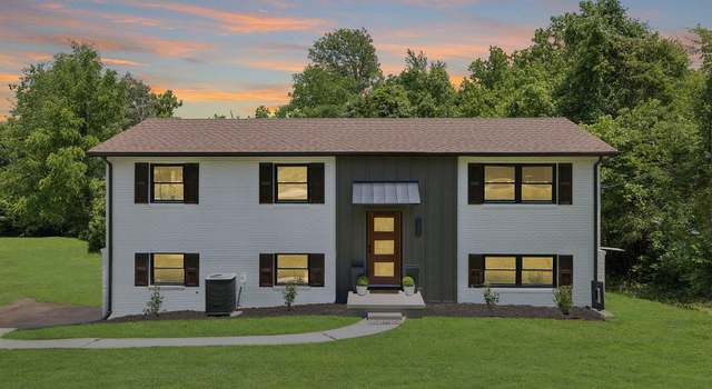 Photo of 3920 Deerfield Rd, Knoxville, TN 37921