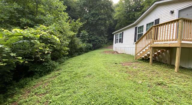 Photo of 452 Lake Rd, Caryville, TN 37714