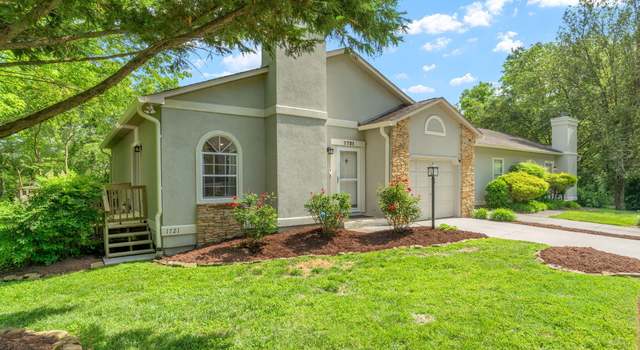 Photo of 1721 Stone Hedge Dr, Knoxville, TN 37909