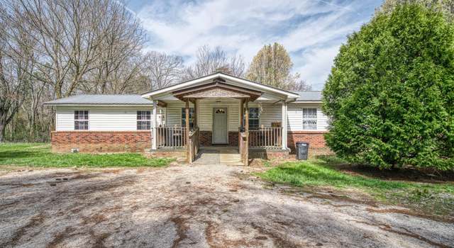 Photo of 2371 Roslin Rd, Jamestown, TN 38556