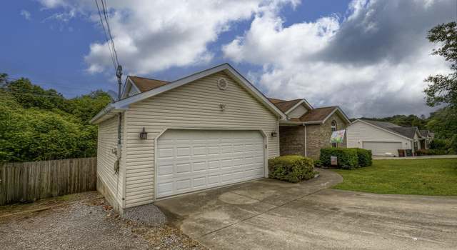 Photo of 2062 NW Cecil Johnson Rd, Knoxville, TN 37921