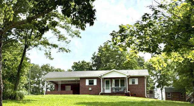 Photo of 408 Fairview Rd, Tellico Plains, TN 37385