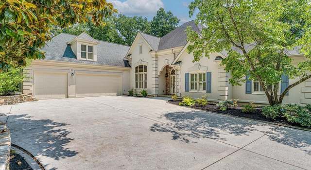 Photo of 7300 Westland Dr, Knoxville, TN 37919