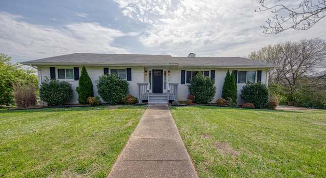 Photo of 8116 Corteland Dr, Knoxville, TN 37909