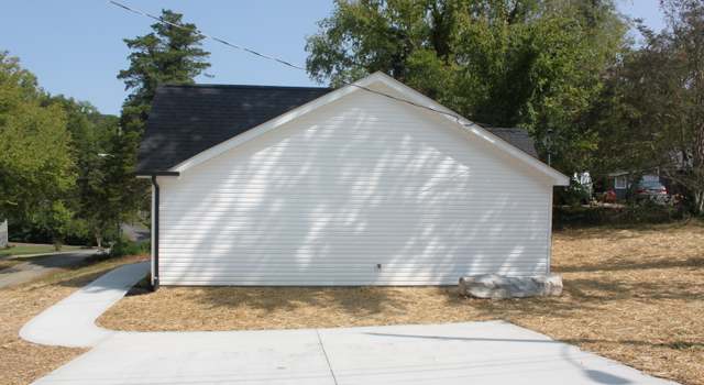 Photo of 229 Edgewood Ave, Clinton, TN 37716