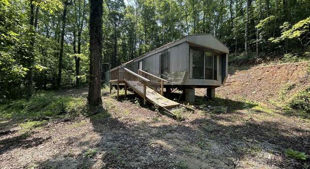 Photo of 152 Hanging Rock Rd, Harriman, TN 37748