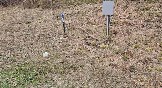 Photo of 277 Finger Board Rd, Tellico Plains, TN 37385