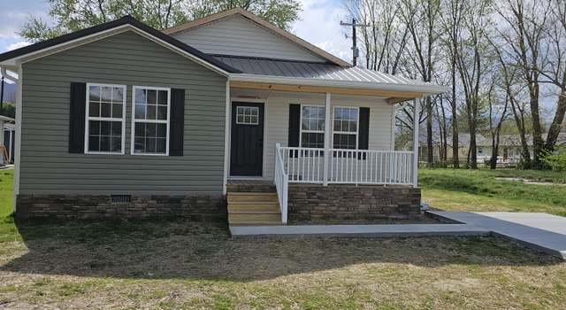 Photo of 411 S 29th St, Middlesboro, KY 40965