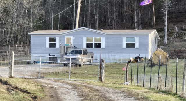 Photo of 4029 Paw Paw Rd, Thorn Hill, TN 37881