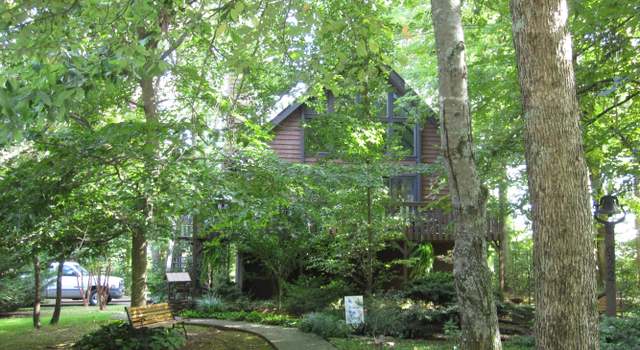 Photo of 922 Wildwood Garden Dr, Knoxville, TN 37920