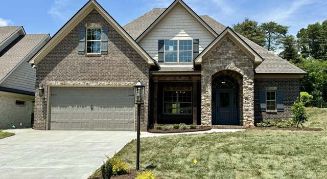 Photo of 8403 Sand Trap Ln, Knoxville, TN 37923