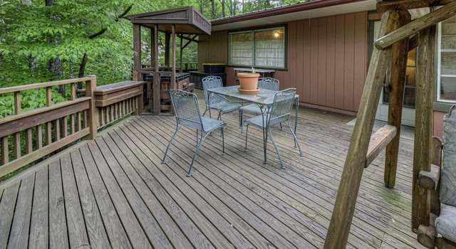 Photo of 315 Robin Ln, Gatlinburg, TN 37738