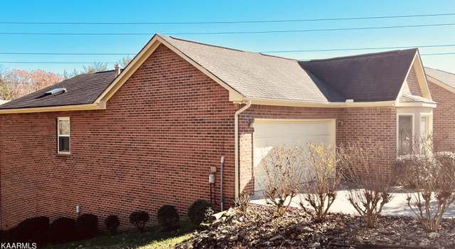 Photo of 8410 Woodbend Trl, Knoxville, TN 37919
