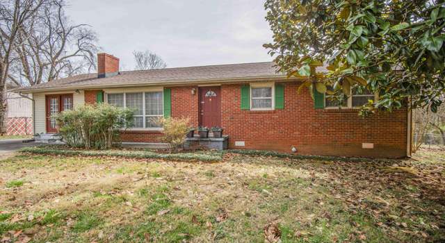 Photo of 1704 Reaves Rd, Knoxville, TN 37912