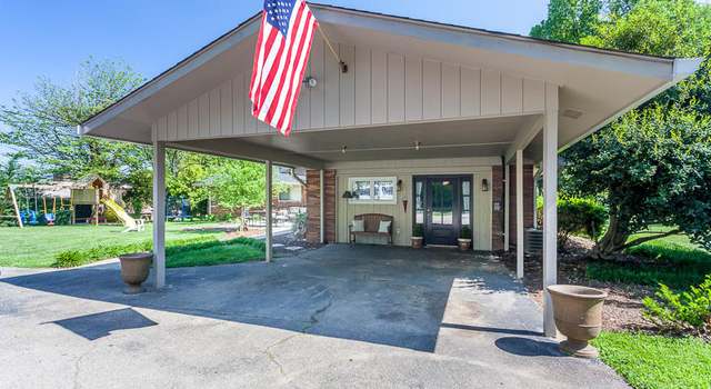 Photo of 7121 Sheffield Dr, Knoxville, TN 37909