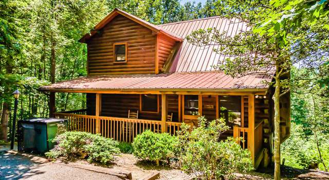Photo of 1810 Foothills Forest Way, Sevierville, TN 37876