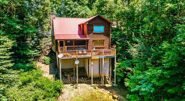 Photo of 1810 Foothills Forest Way, Sevierville, TN 37876