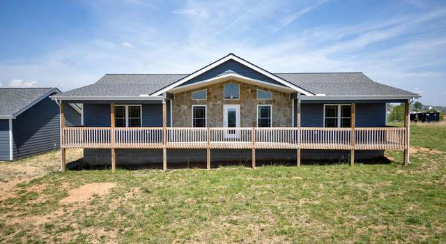 Photo of 299 Sam And Maria Way, Lafollette, TN 37766