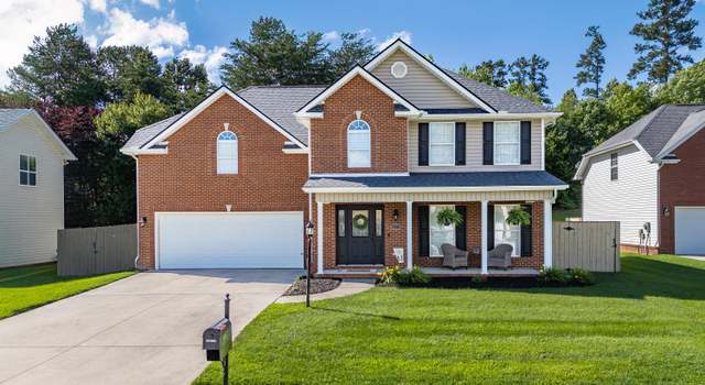 Photo of 1715 Durham Park Ln, Knoxville, TN 37918