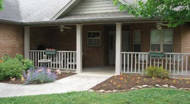 Photo of 152 Manchester Dr, Maryville, TN 37803